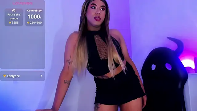 Emili_Roux Webcam-Show