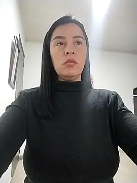 hailey85's Live Chat Room