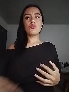 hailey85: онлайн-секс-чат