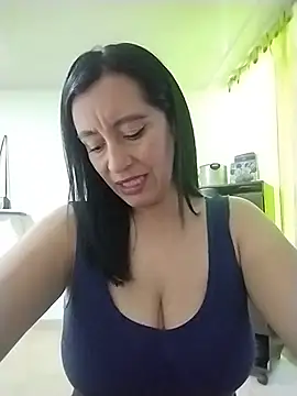 hailey85のライブXXXチャット