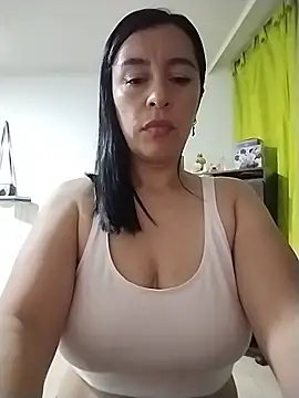 hailey85 Live XXX Chat