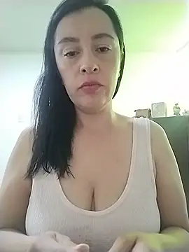 hailey85's Live XXX Chat