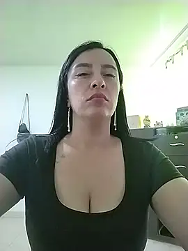 hailey85n Live XXX chat