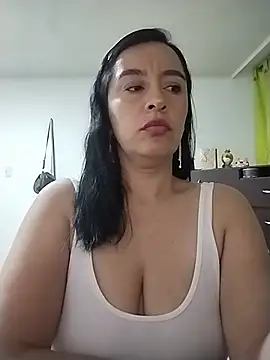hailey85 Live XXX Chat