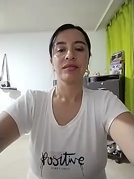 hailey85 Live XXX-chat