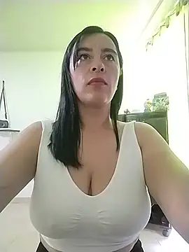 hailey85 라이브 XXX 채팅