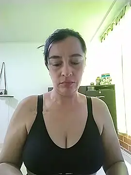 Chat XXX en directo de hailey85