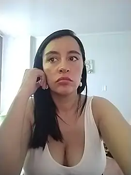 hailey85 – Naživo XXX chat