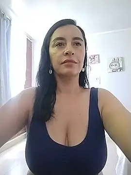 hailey85のライブXXXチャット