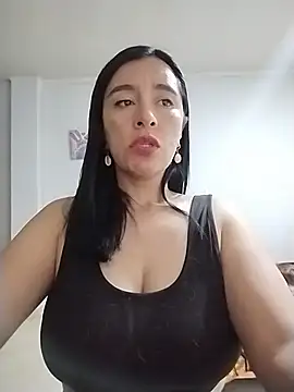 hailey85 Obrolan Langsung XXX