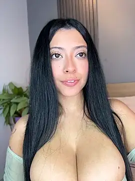 Valery_Evaans Chat XXX in diretta