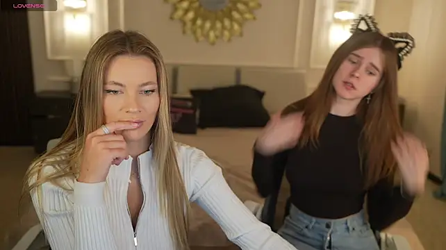 Julia__Star_ – Kamerová šou