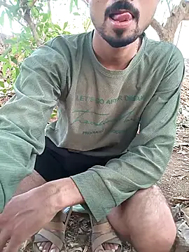 Forest_lover24 Pertunjukan Webcam