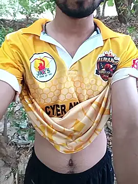 Forest_lover24: διαδικτυακό σόου στην κάμερα