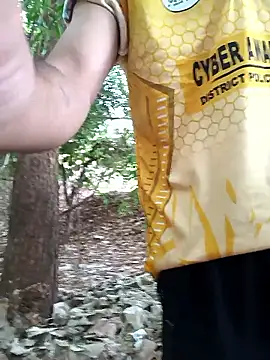 Forest_lover24 网络视讯表演