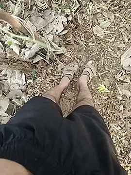 Pertunjukan Kamera Web Forest_lover24