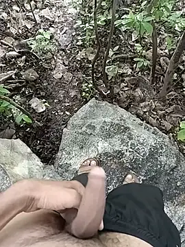 Forest_lover24 Show Webcam