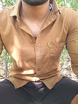 הופעת וובקאם של Forest_lover24