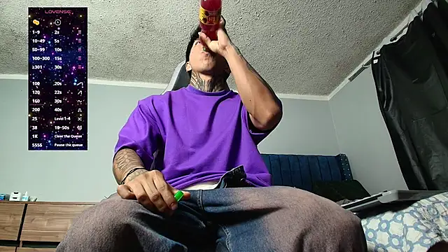Nickhot0609's Webcam Show