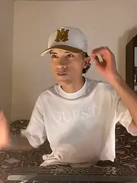 عرض كام Edward_Milleer