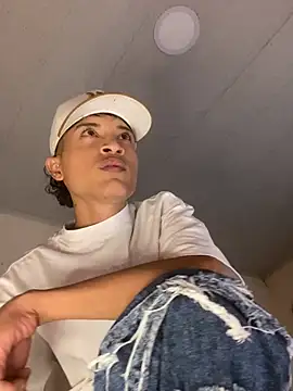 הופעת וובקאם של Edward_Milleer