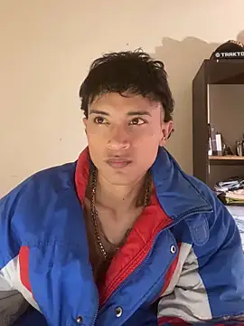 Pokazy przed kamerką   – Edward_Milleer
