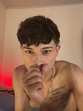 Edward_Milleer 在線直播表演