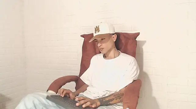 Show Webcam de Edward_Milleer