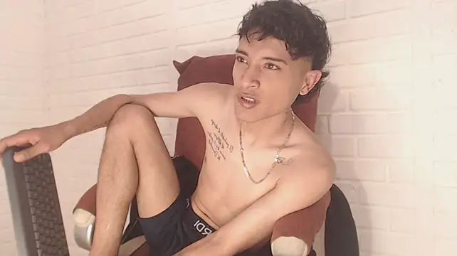 Edward_Milleer Шоу с уебкамера