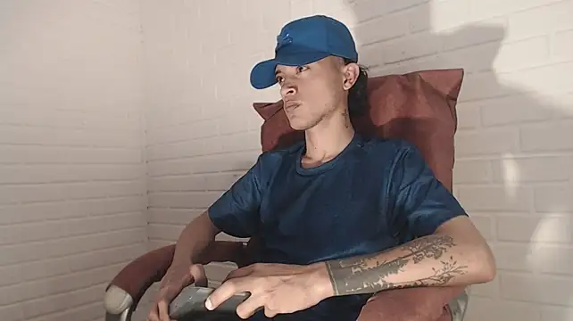 Webkamerová show Edward_Milleer