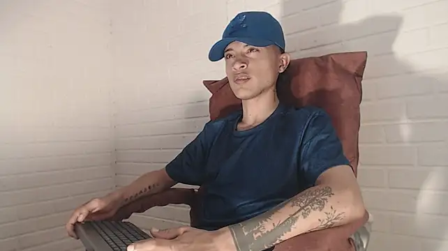 Edward_Milleer Шоу с уебкамера