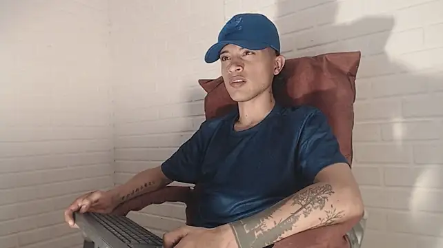 Edward_Milleer Pertunjukan Webcam