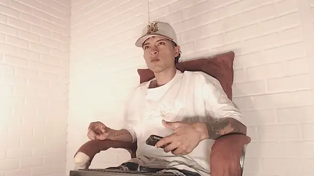 عرض كام Edward_Milleer