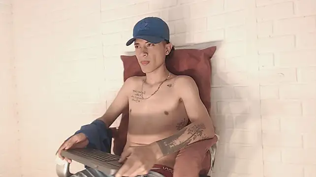Edward_Milleer's Webcam Show