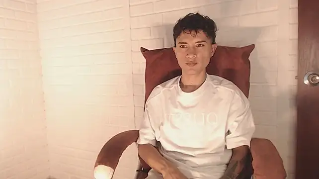 Edward_Milleer's Webcam Show
