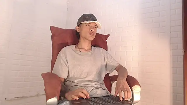 عرض كام Edward_Milleer
