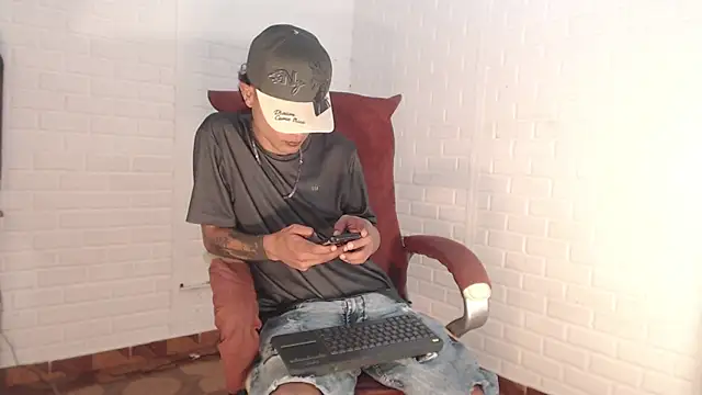 Edward_Milleer's Webcam Show