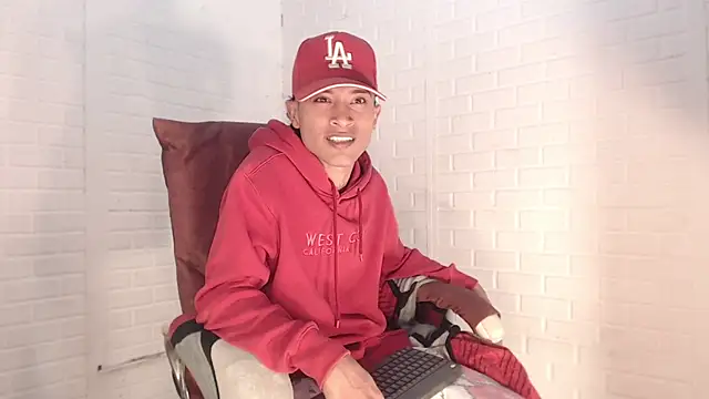 Edward_Milleer Adlı Modelin Web Kamerası Şovu