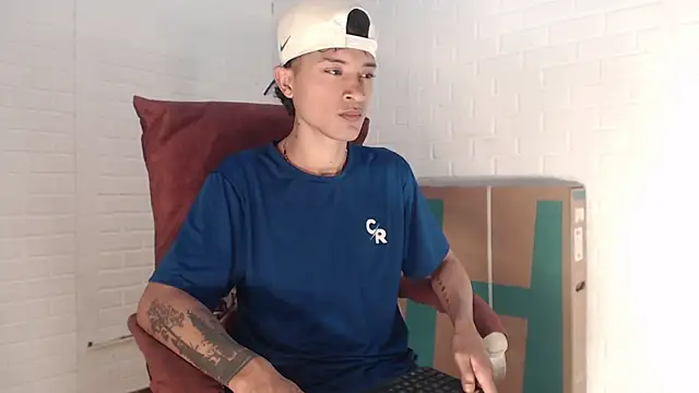 Edward_Milleer's Webcam Show