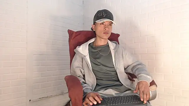 Edward_Milleer 웹캠 쇼