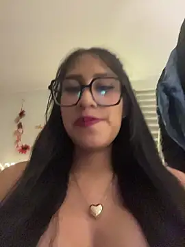 Chatroom en direct de AleFantasy000001Peru