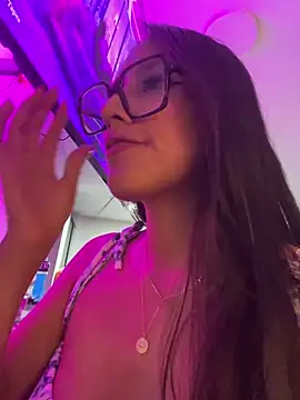AleFantasy000001Peru's Live XXX Chat