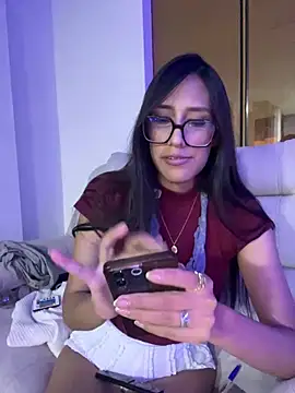 Chat XXX en directo de AleFantasy000001Peru