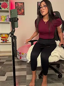 AleFantasy000001Peru Show in webcam