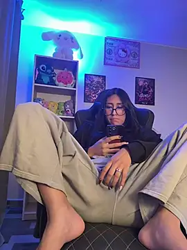 Živý XXX chat AleFantasy000001Peru