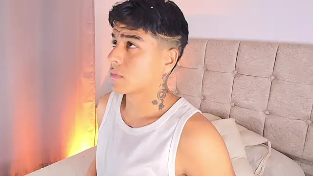 Show de kiing_azahell na webcam