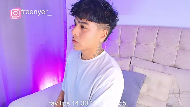 kiing_azahell's Webcam Show