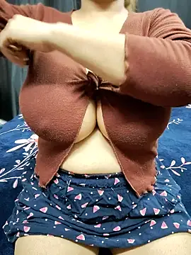 XXHOTSEX69 网络视讯表演