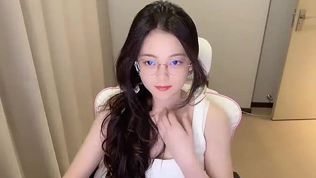 max688 live XXX chat