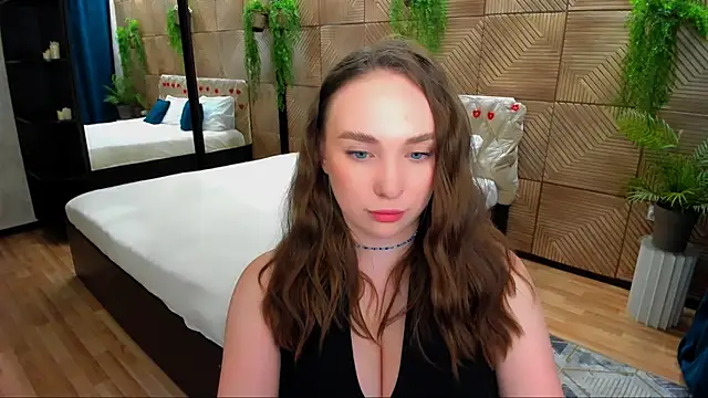 TrueReincarnation's Live XXX Chat